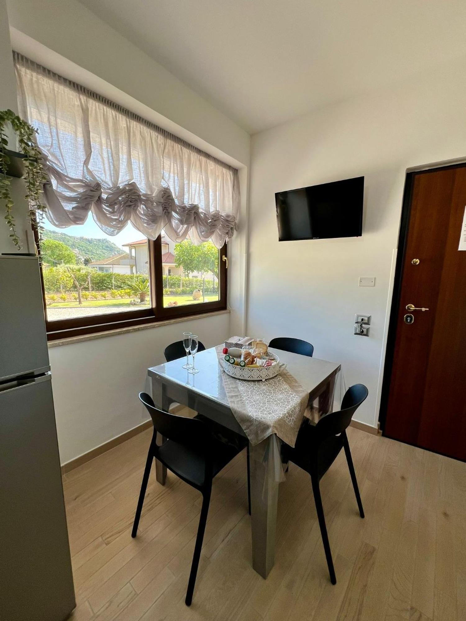 דירות סנטה מריה די קסטלבאטה A Casa Di Ale מראה חיצוני תמונה